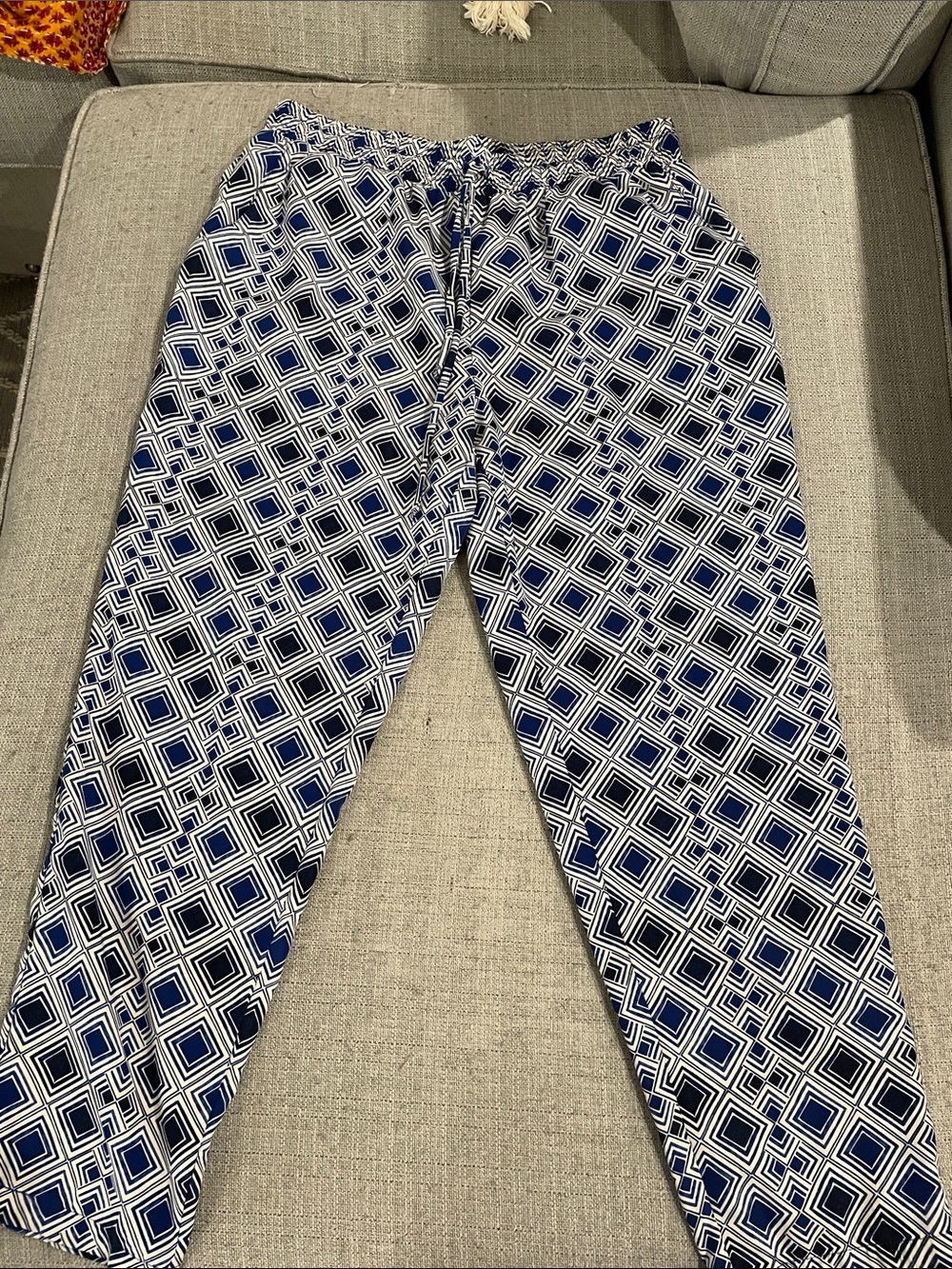 Forever 21 Blue and White Geometric Drawstring Lounge Pant
